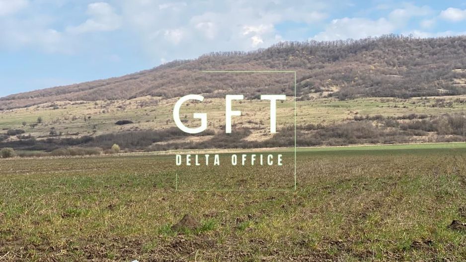 Teren Intravilan-3750mp- zona in plina dezvoltare-Zona Podirei - Poză 1