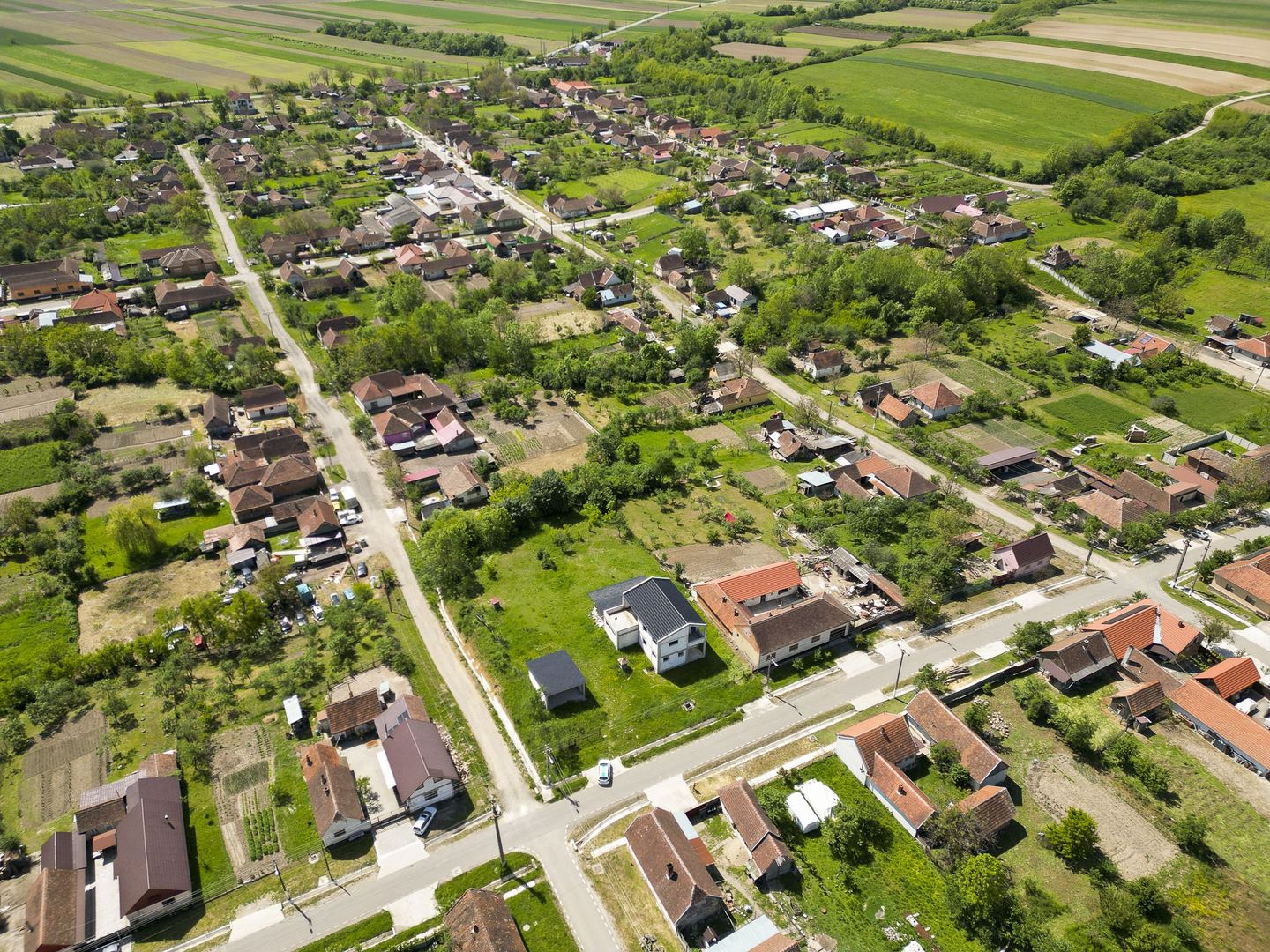 Casă la roșu din BCA de vânzare în Județul Arad - Poză 6