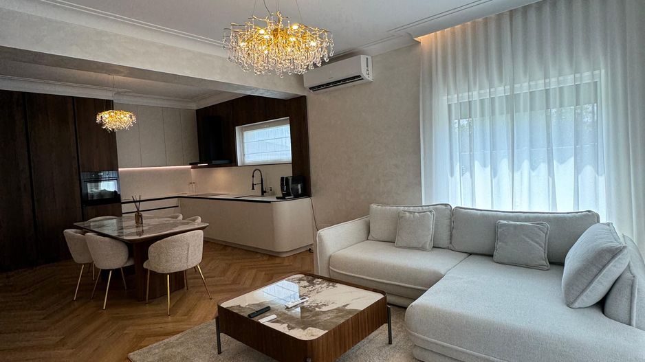 Lux la superlativ, vila individuala noua mobilata + curte amenajata - Poză 2