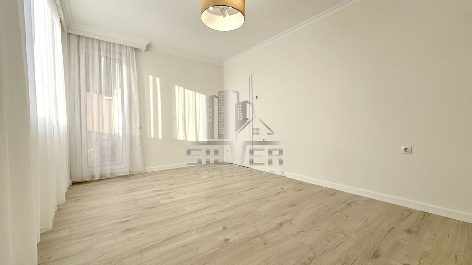 Apartament cu 4 camere /85.5mp/zona Sub Cetate. - Poză 10