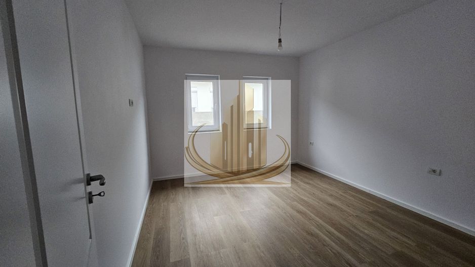 1/2 duplex nou, 3 camere 2 băi, Mănăstirea Şag 91mp pe parter - Poză 5