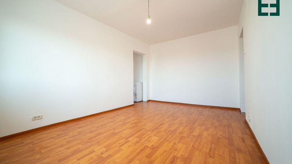 Apartament cu 3 camere etajul 4 - Cartierul A. Vlaicu - Arad - Poză 2