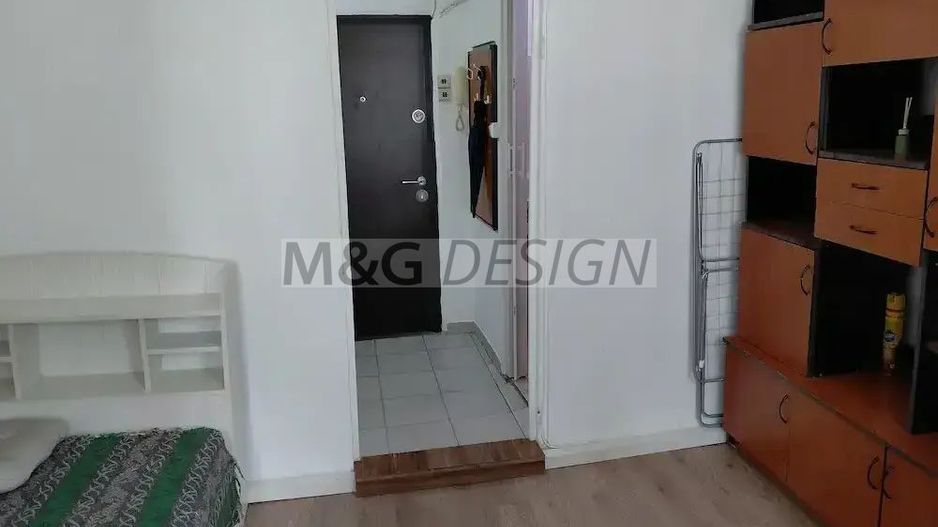 Garsoniera zona Complexul Studentesc etaj 2 - Poză 2