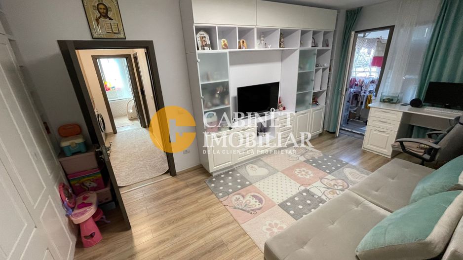 TATARASI - BLOC NOU INTABULAT - ETAJ INTERMEDIAR - 2 CAMERE - MOBILAT SI UTILAT - Poză 1