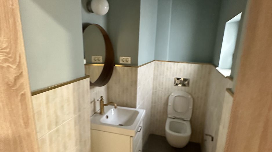 Spatii de birouri Ultracentral suprafață  de 27.7 mp - Poză 5