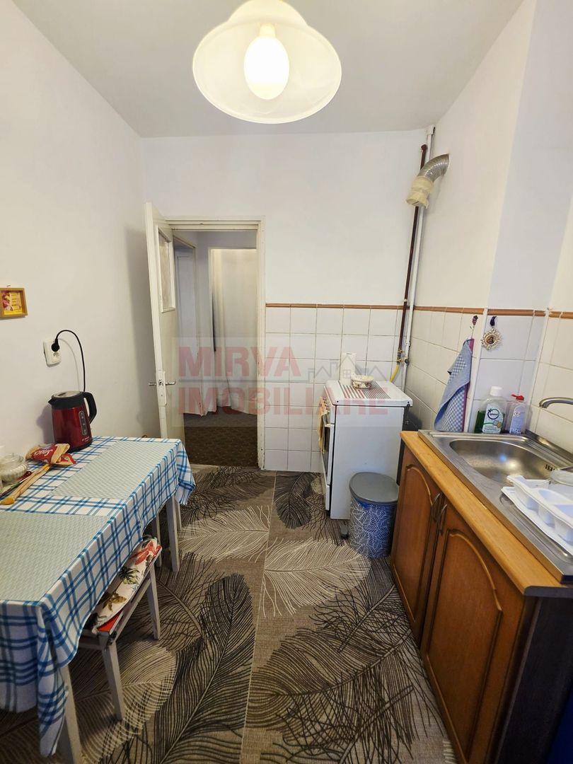 Vanzare apartament 3 camere, 54,99 mp, etaj 1/4, zona Democrației - Poză 5