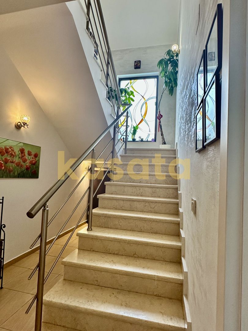 Vila care redefinește echilibrul între rafinament, spațiu și liniște - Poză 30