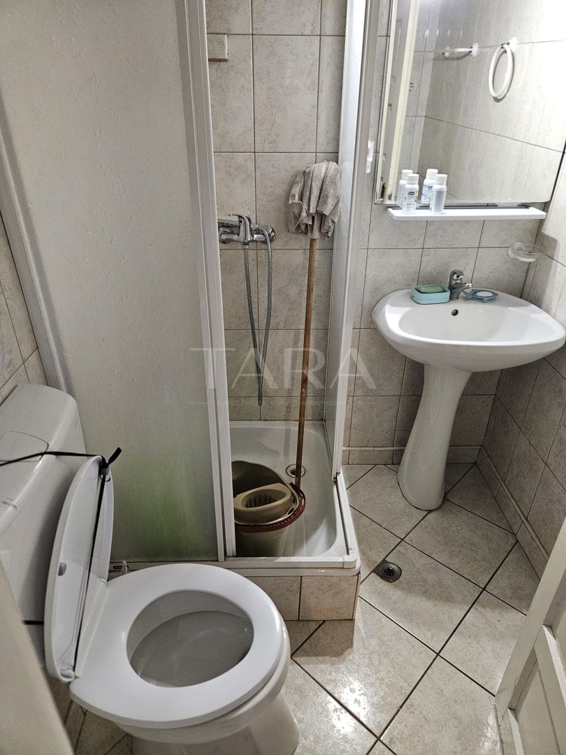 Apartament cu 2 camere, Zona Centrala - Poză 5