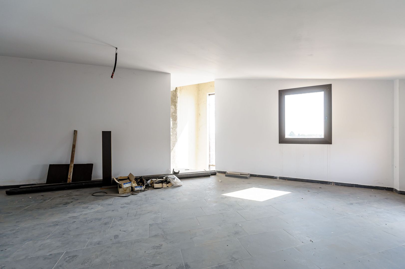 Clădire comercială în zona Grădiște. - Poză 29