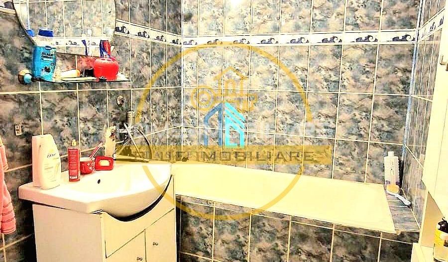 Apartament 3 camere 58mp in zona Tatarasi - Poză 14