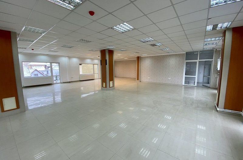 Spatiu comercial de inchiriat in zona centrala a Brasovului. - Poză 9