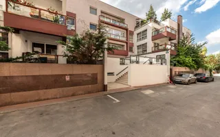 4 camere| semineu| piscina interioara | sauna | sala de sport| parcare - Poză 23