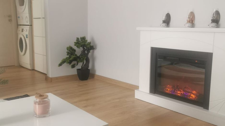 Ag EUROPA vinde ap 2 cam. RENOVAT 54mp etajul 2 în Micro 16. - Poză 4