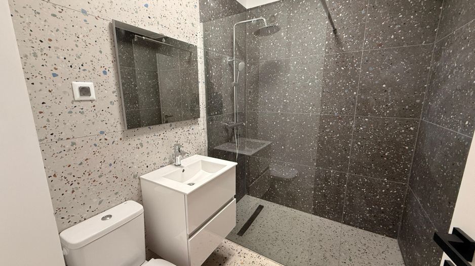 Apartament 2 camere cu 2 balcoane | Prima închiriere - Poză 7