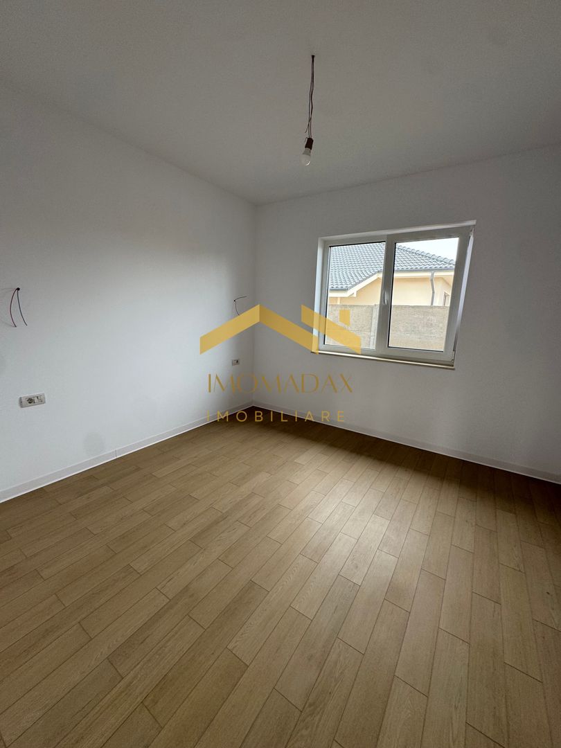 Casa Individuală -4 camere - 2 băi - Poză 12
