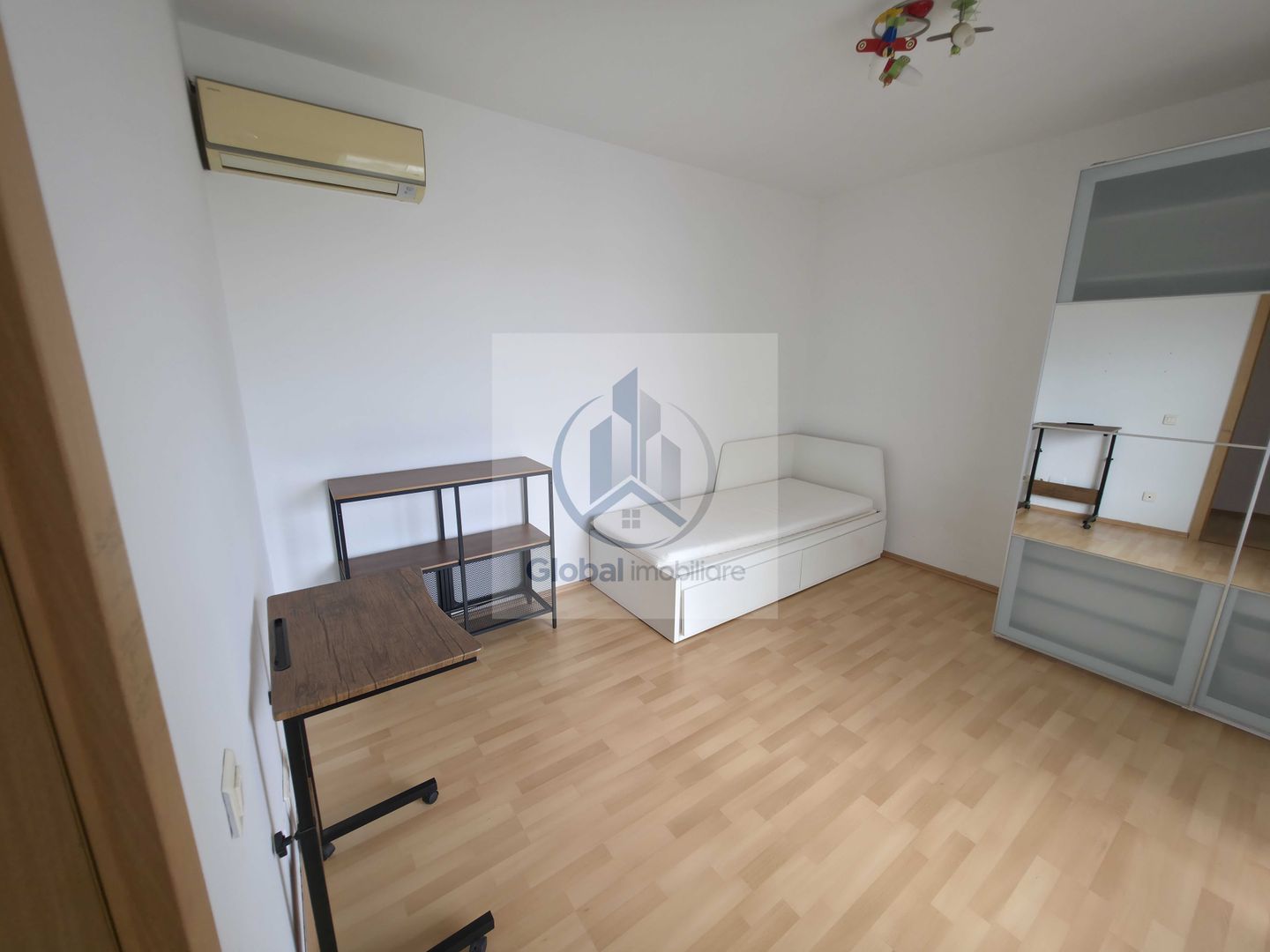 Apartament 3 camere de inchiriat - Rasarit de Soare - Poză 5