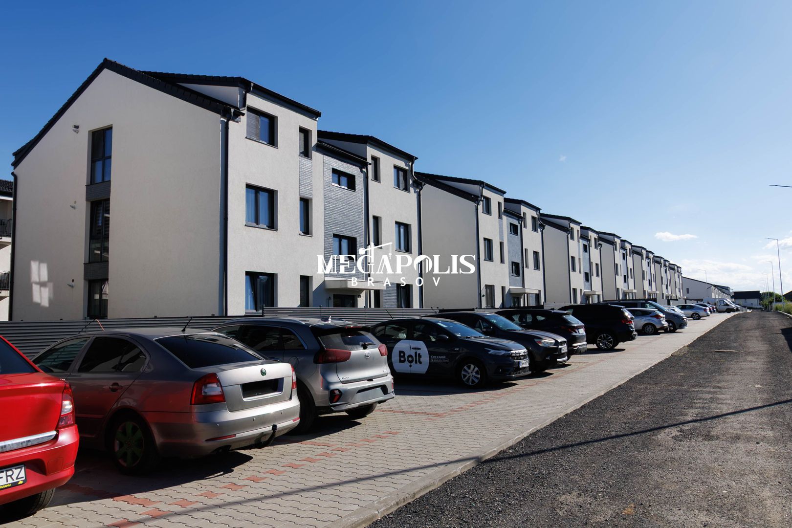 Apartament 3 Camere Sanpetru - Poză 1
