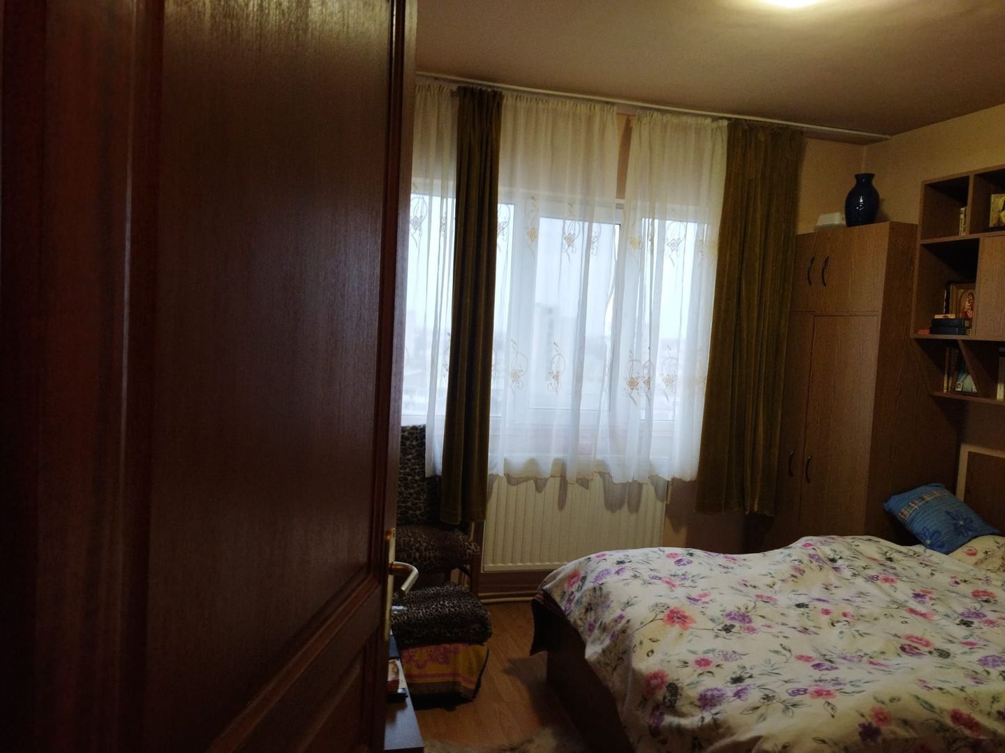 Ag EUROPA vinde ap 2 cam CAREIULUI 52mp etaj 9. - Poză 3