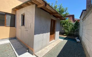 VALU LUI TRAIAN(COD 07) -Casa P+M 5 camere cu teren de 300 mp - Poză 11