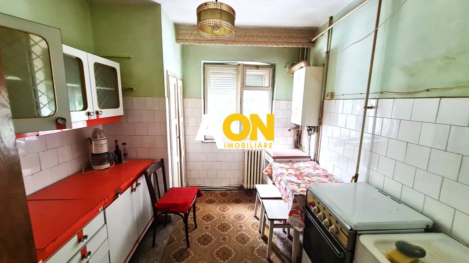 Apartament 3 Camere, Et. 1,Decomandat, 70 mp,Zona Cetate Closca - Poză 9