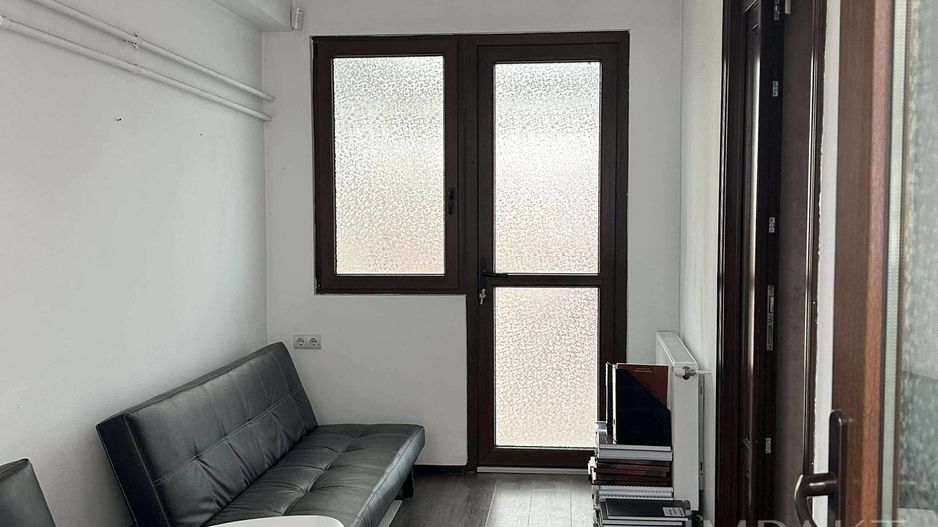 Cladire birouri ultracentrala, in Targu Mures! - Poză 2