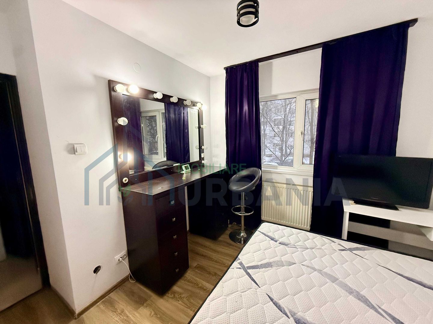 # inchiriez apartament 3 camere decomandat Nicolina 1 - Poză 5