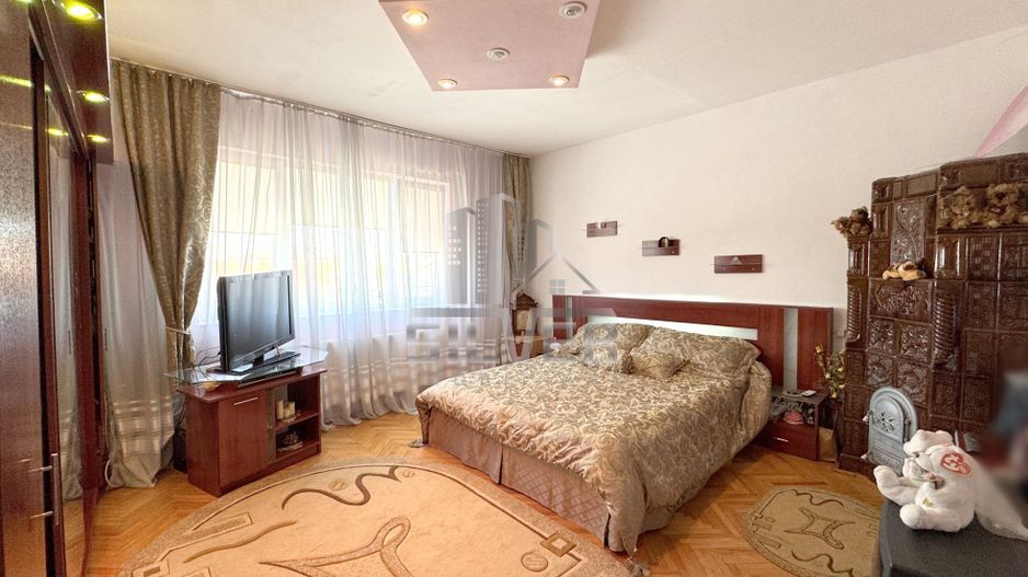 Casa cu 4 camere/teren 396mp/Garaj/Str.Stefan Augustin. - Poză 33