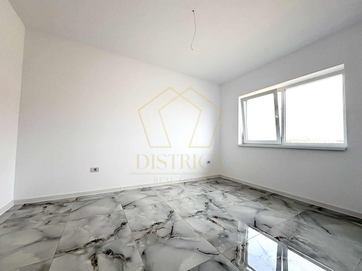 Duplex cu 3 camere si bucătărie închisă | Mosnita Veche | Lidl - Poză 6