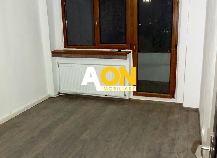 Apartament 4 Camere, Decomandat, 90 mp, Et.6, Zona Cetate - Poză 9