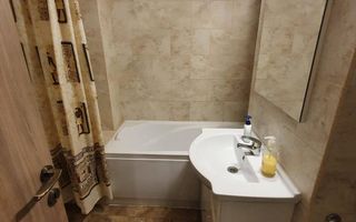 Apartament de 3 camere, 75mp, decomandat, Zona Fortuna - Poză 8