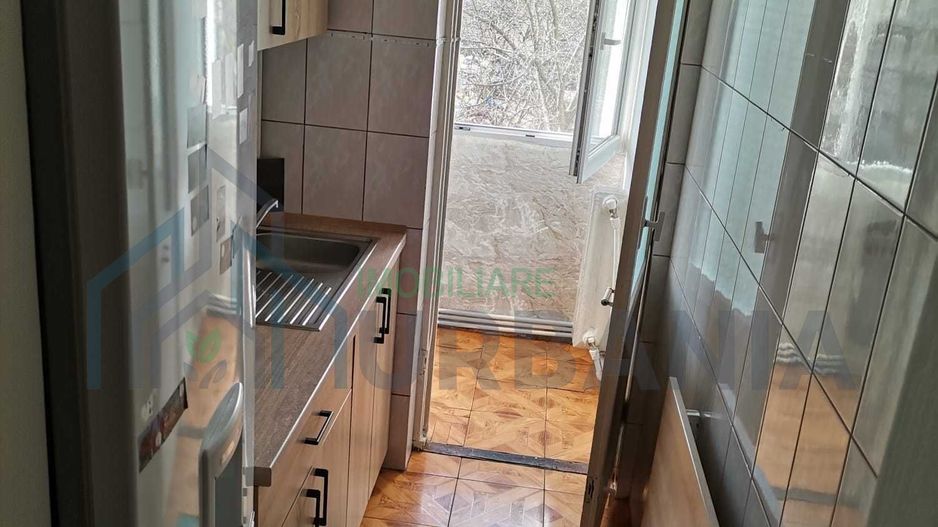 Apartament 2 camere, semidecomandat, Podu Roș, etaj 3/4 - Poză 4