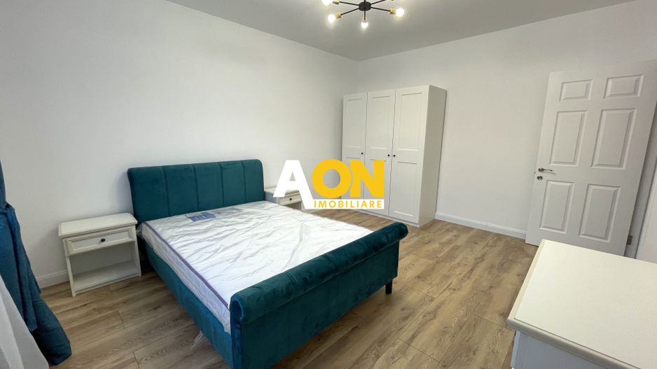 Apartament cu 3 camere, balcon si scara interioara - Poză 3