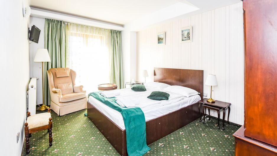Hotel glamour si restaurant, in inima statiunii Predeal - Poză 12