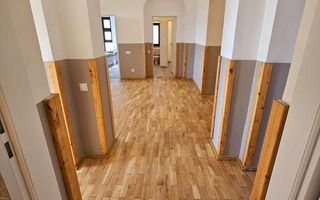 🏢 Spațiu de birouri – 5 camere, 3 băi – Etaj 1 vilă, Zona Centrală - Poză 30