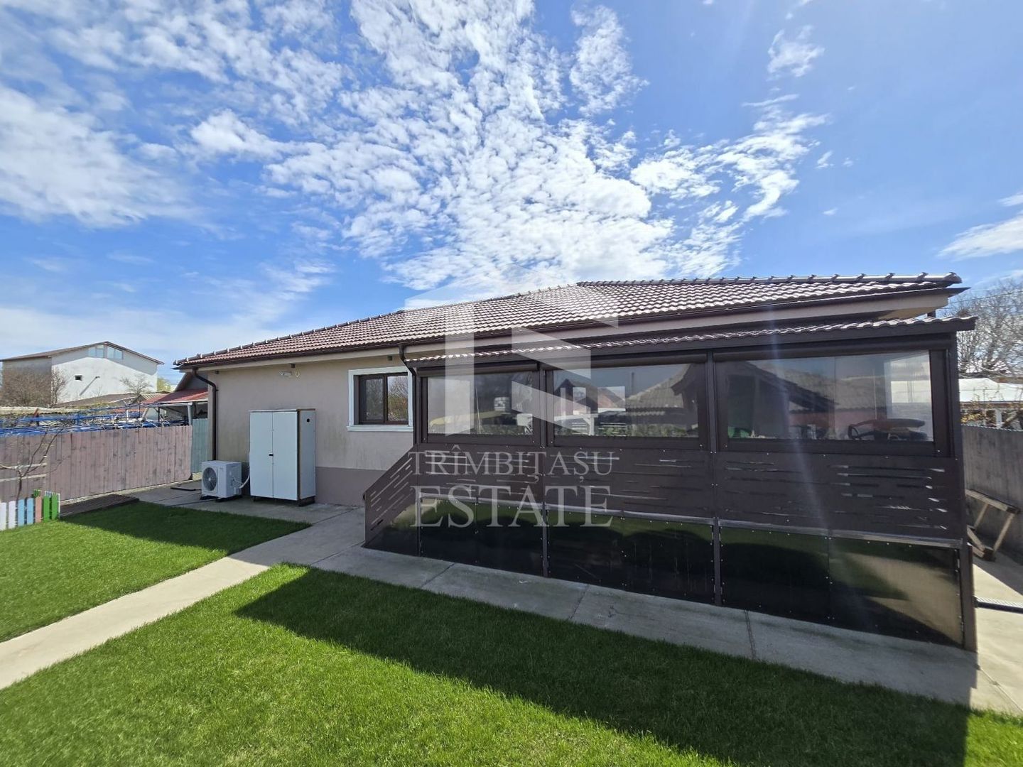 TUZLA - 3 camere | modern | lux | gata de mutat | complet mobilata - Poză 6