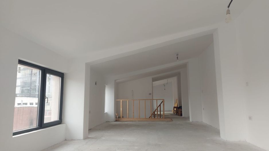 Casa/Vila 6 camere Piata Victoriei, Buzesti / An 2023 - Poză 40