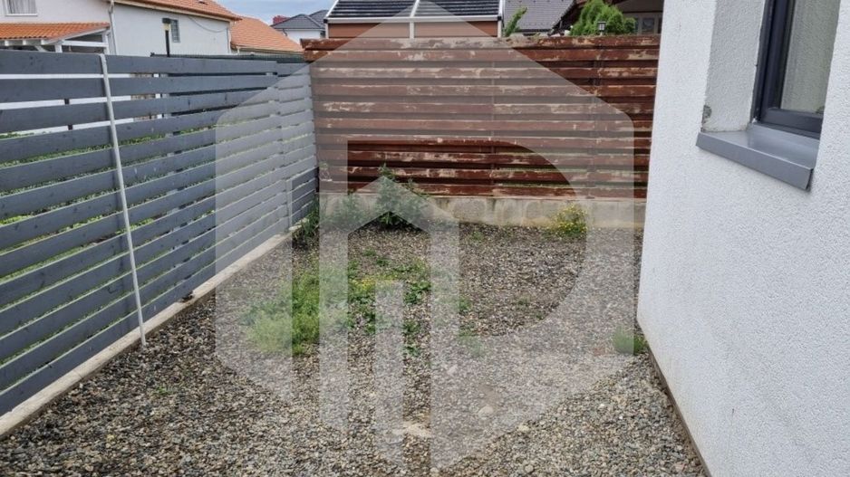 Apartament 3 camere+ gradina 94 mp/ Selimbar.Parcare inclusa - Poză 1