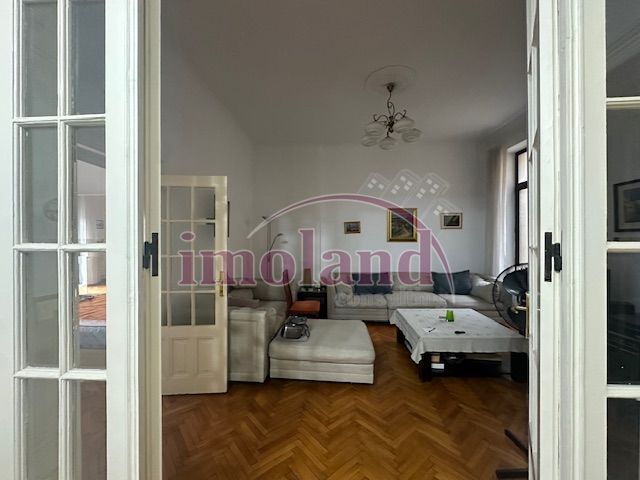 Apartament 4 camere in vila interbelica- vanzare- zona Gara de Nord - Poză 1