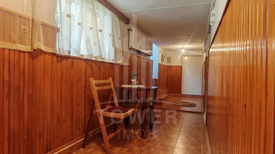 Casă individuală cu 3 camere, curte , în Sibiu, zona Lupeni - Poză 10
