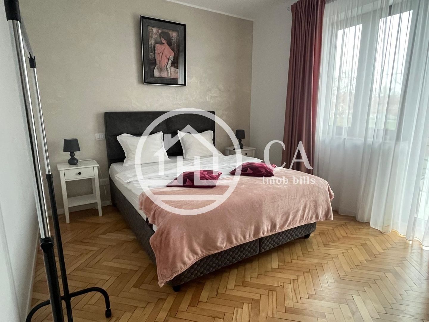 Apartament de închiriat cu 2 camere în zona ultracentrală, Oradea - Poză 1