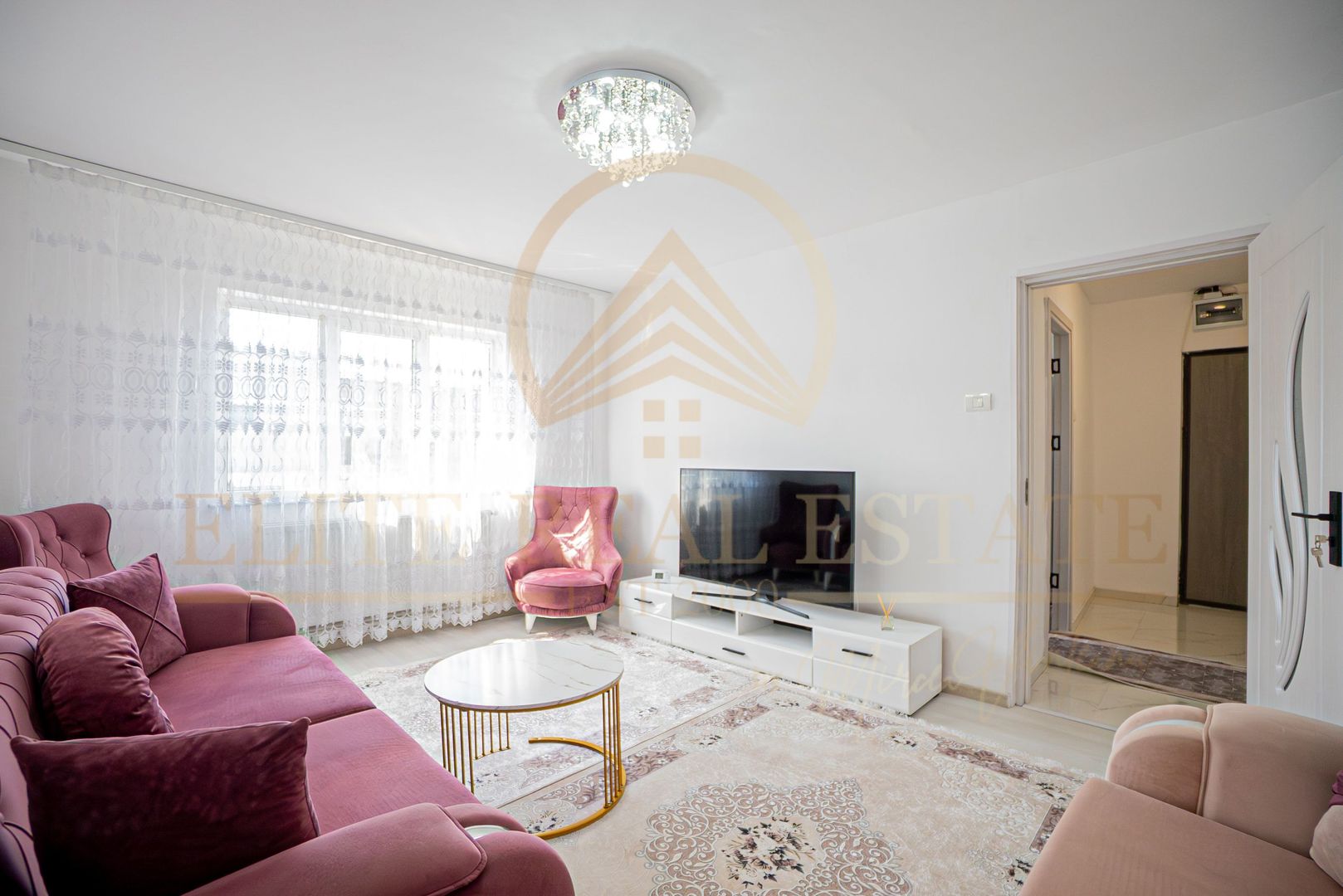 ICIL - CASA DE CULTURA - Apartament cu 3 camere, renovat si mobilat - Poză 1