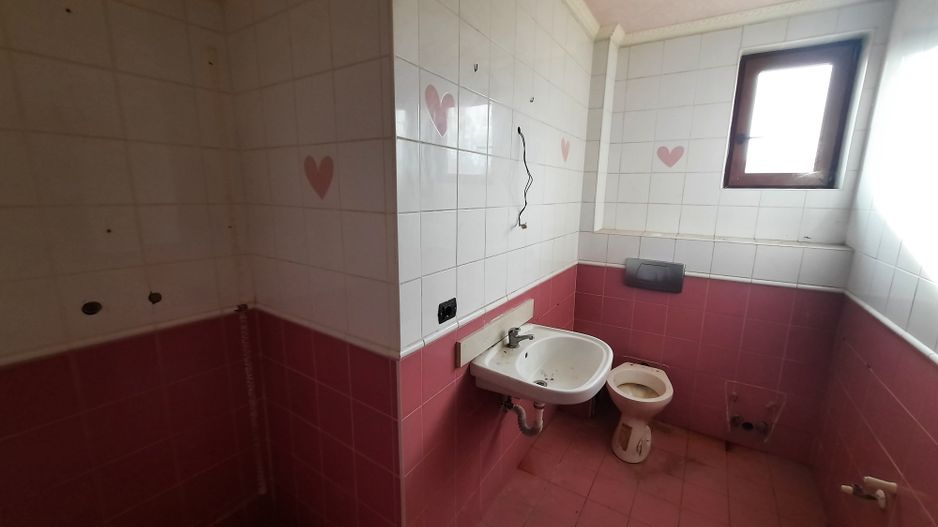 Locuinta individuala 6 camere - zona Lidl - Poză 19