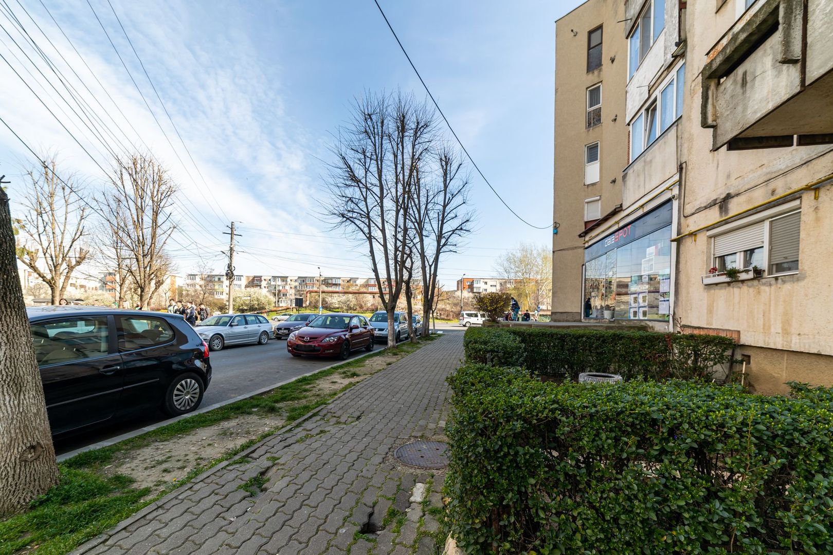 Apartament 2 camere Zona 300 Micălaca - Poză 1