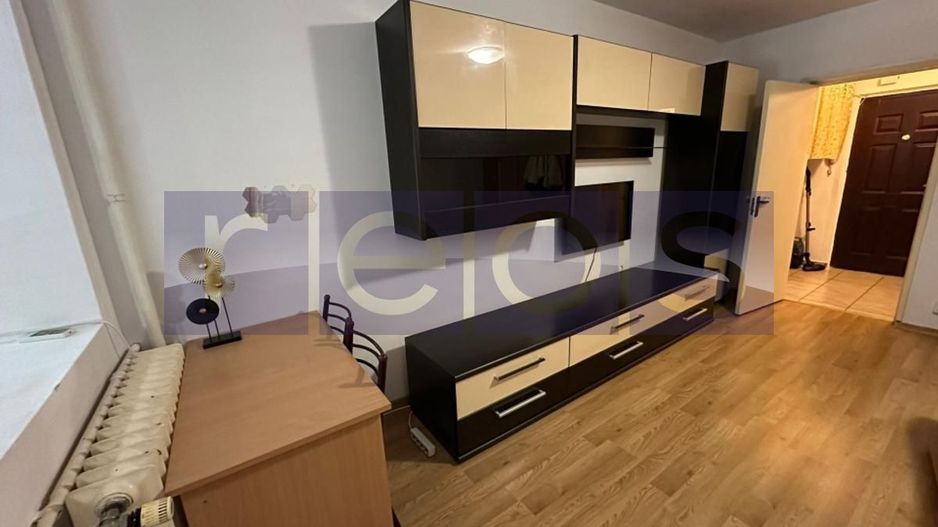VANZARE GARSONIERA 30MP GURA DE METROU DRISTOR PARTER RENOVAT - Poză 1