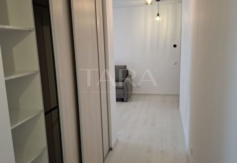 Apartament cu 2 camere decomandate în ansamblul Junior. - Poză 3