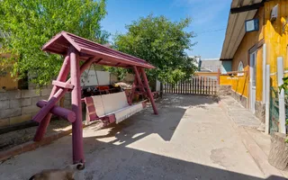 Vilă din cărămidă cu 4 dormitoare și 3 băi - Poză 18
