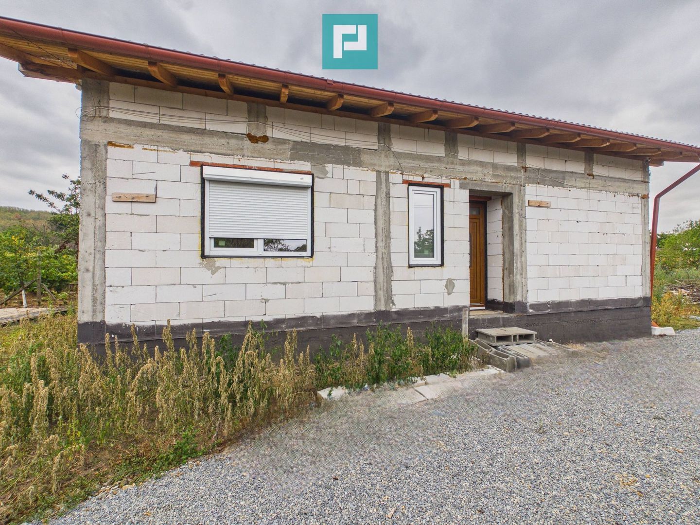 Casă nouă cu 3 camere, în localitatea Miniș, Arad - Poză 3