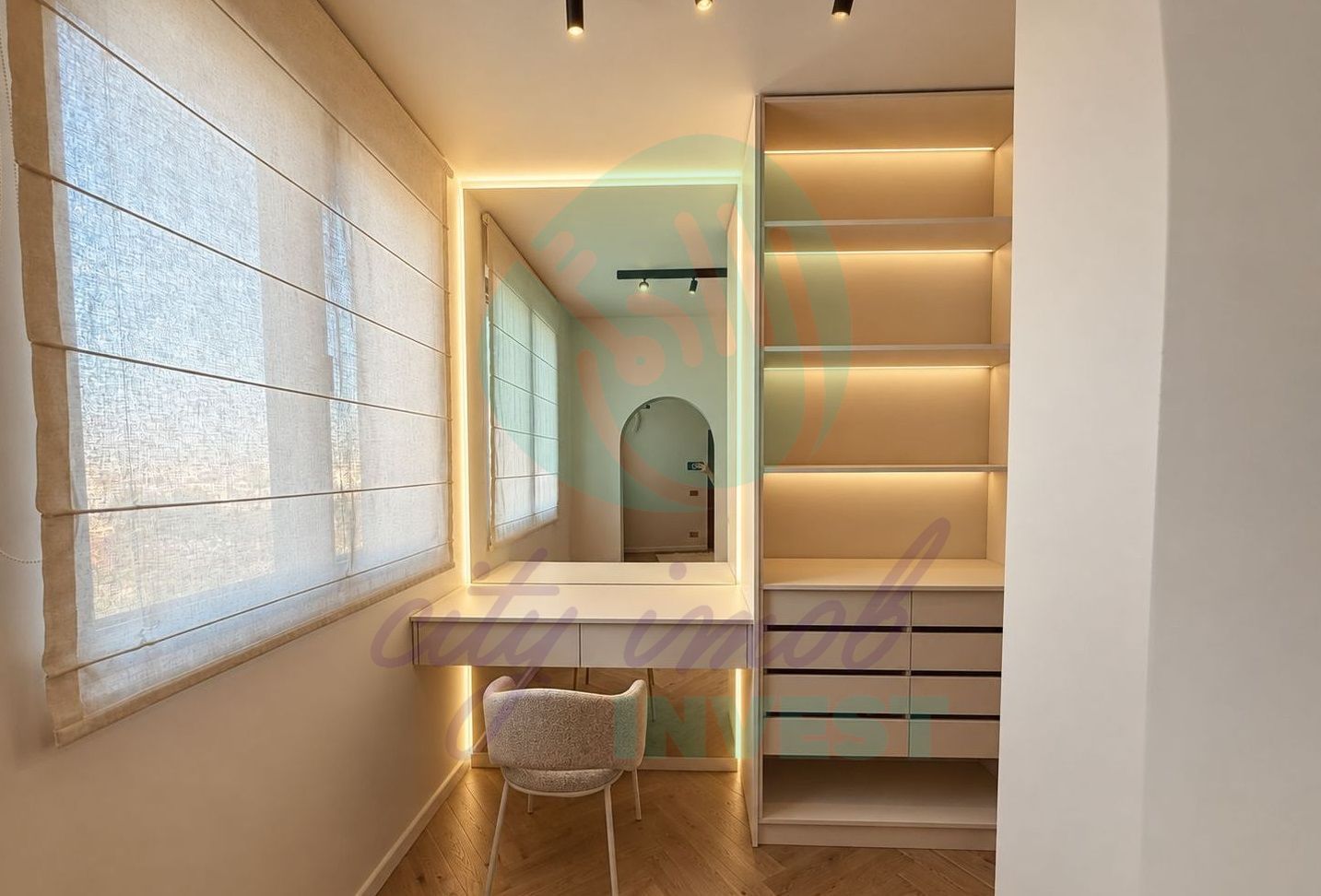Apartament spectaculos cu 3 camere și dressing walk-in | Design premium | Vedere - Poză 10
