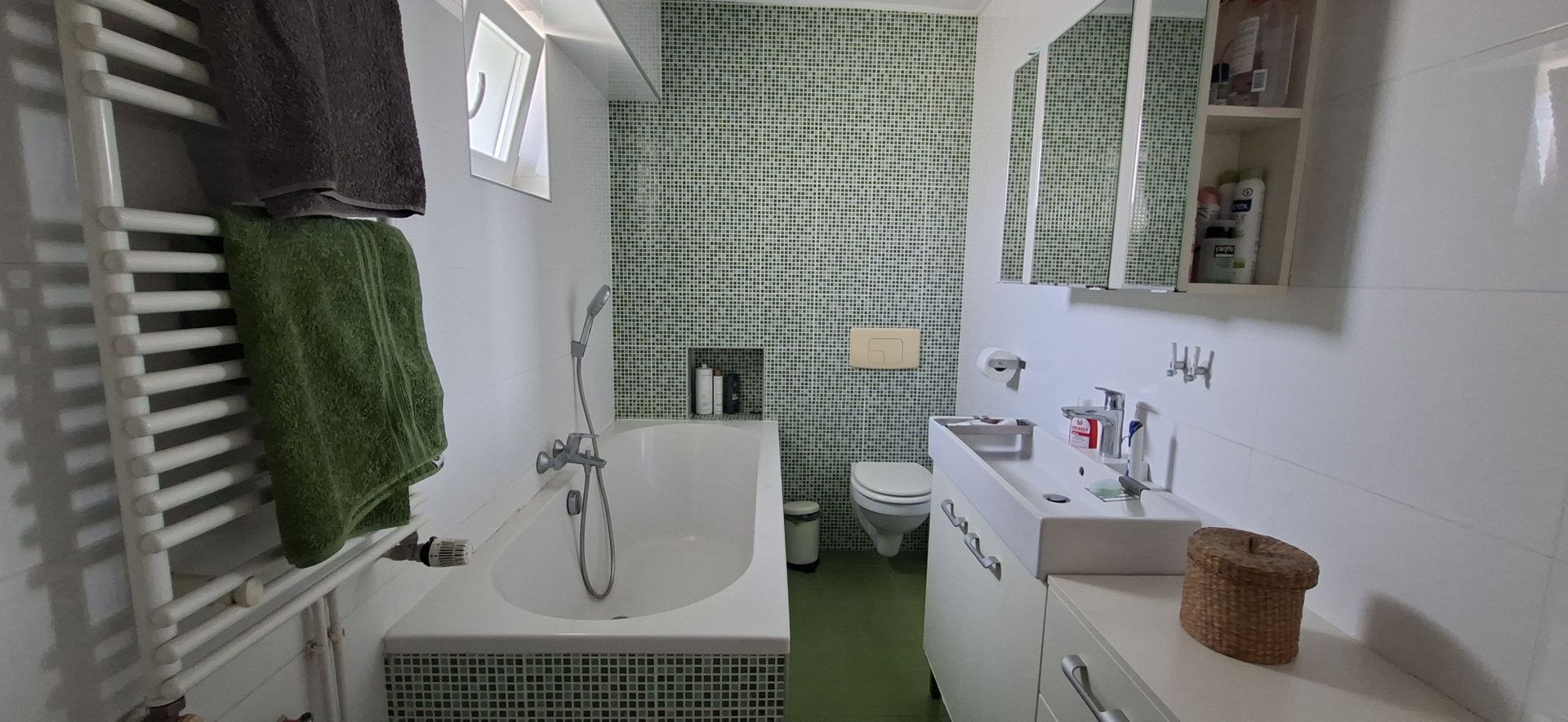 Apartament cu 4 camere si scara interioara - zona Judeatan - Poză 23