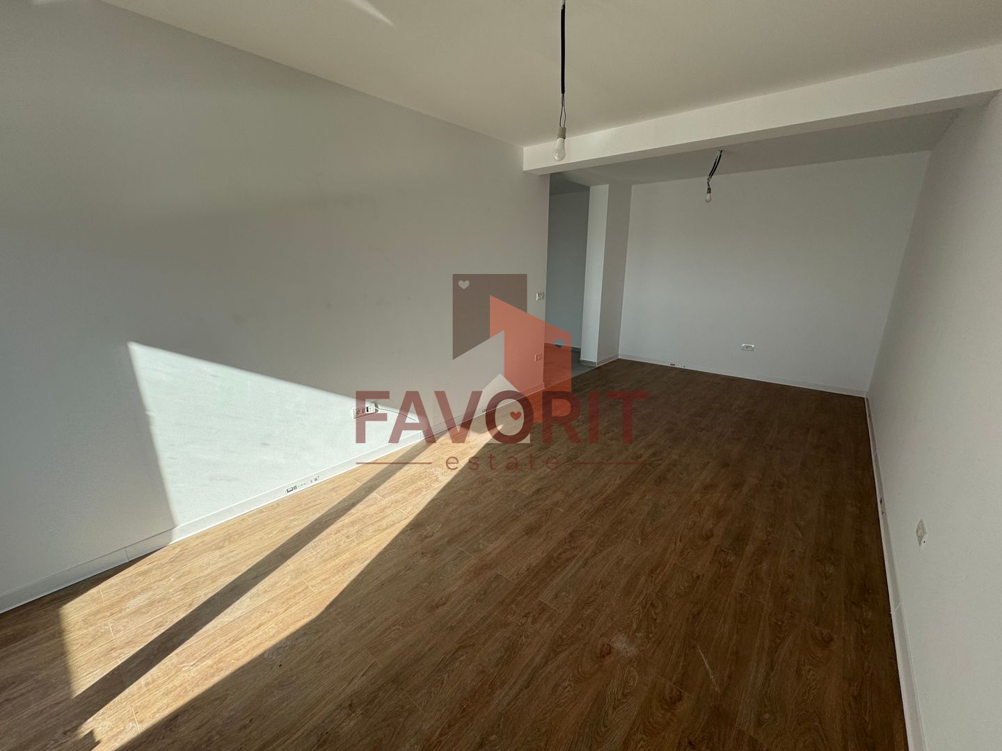 Decomandat. Terasa generoasa. Spatiu de depozitare in Pod. - Poză 4